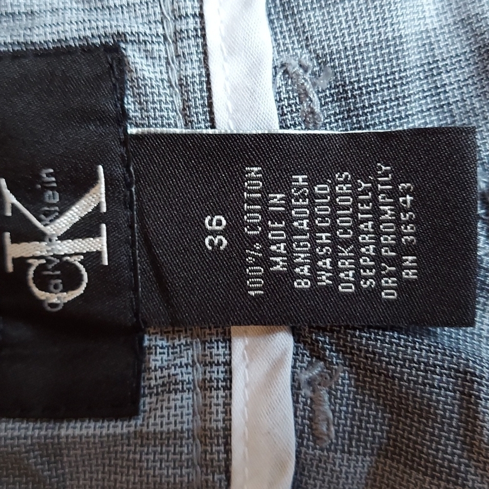 Calvin Klein shorts Size 36 - Picture 11 of 11